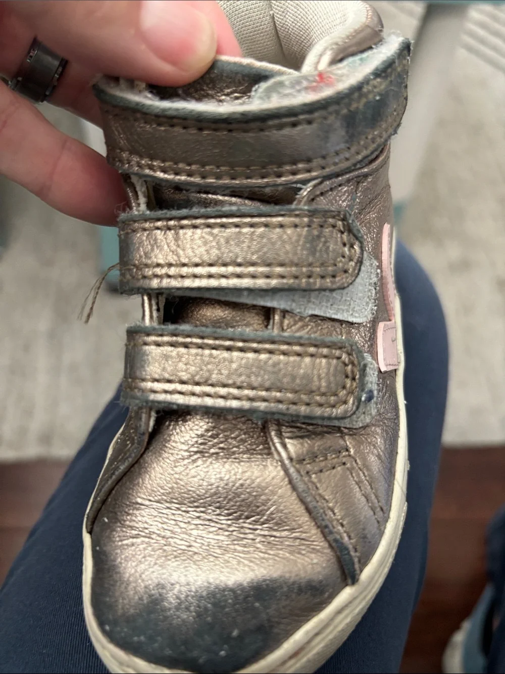 Veja Metallic Bronze Kids High-Top Sneakers with Pink Accent 8.5 toddler
